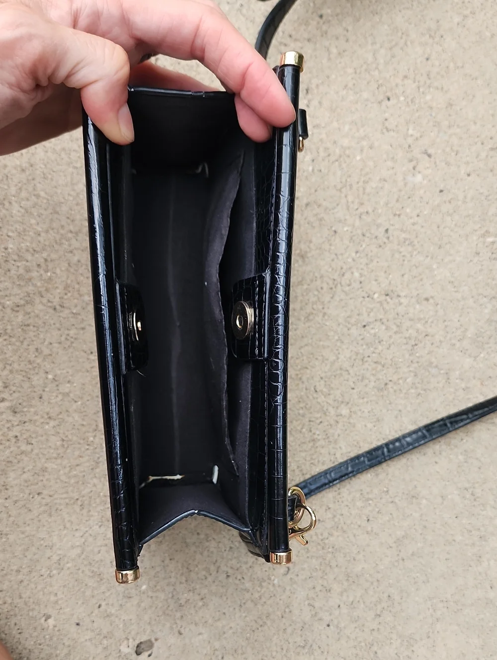 RACHEL ZOE Black Croc-Embossed Pleather Crossbody Bag